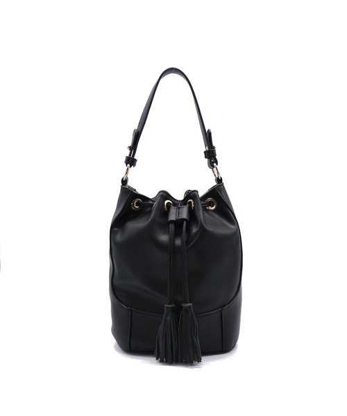 GUSCIO（グッシオ）の「ファッションインフルエンサー yoko さんコラボモデル【グッシオベーシック】 ２WAY巾着バッグ　エコレザー×キャンバス（ショルダーバッグ・レディース・ブラック/ブラウン/ブラック×ブラック/ライム・FREE）」の14枚目の写真