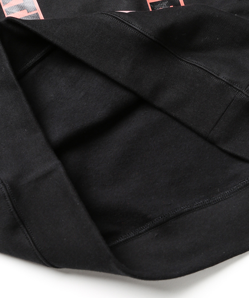 RAF SIMONS（ラフシモンズ）の「Regular fit sweater with NAILS（スウェット・メンズ・ブラック・LARGE/MEDIUM/SMALL）」の2枚目の写真