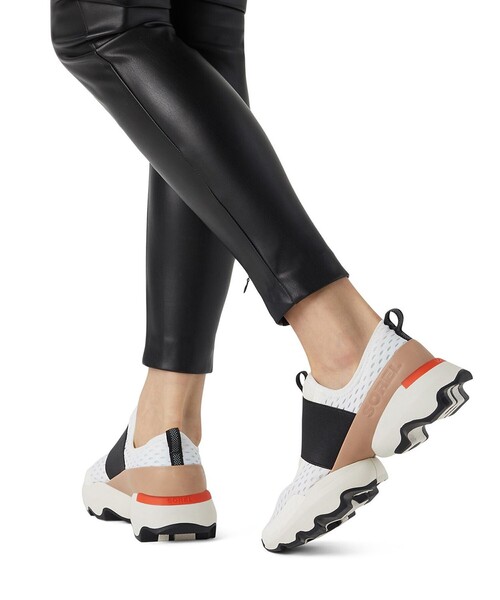 SOREL（ソレル）の「キネティックインパクトストラップ