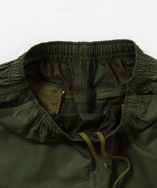 BEAMS LIGHTS（ビームスライツ）の「BEAMS LIGHTS / クールドッツ イージーショーツ (セットアップ対応)（デニムパンツ・メンズ・ブラック/オリーブ・M/S/L）」の15枚目の写真