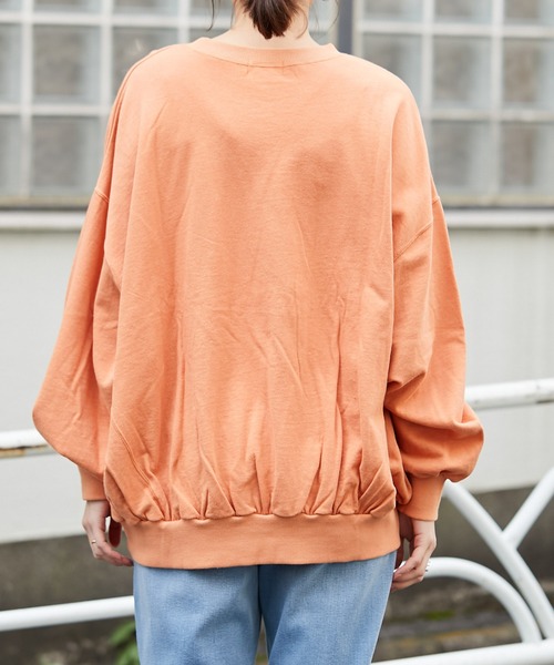 CIAOPANIC TYPY（チャオパニックティピー）の「麻混裏毛ボリュームプリントスウェット（スウェット・レディース・インディゴブルー/オレンジ/チャコールグレー/ホワイト・ONE SIZE）」の16枚目の写真