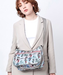 LeSportsac（レスポートサック）の「CLASSIC HOBO ミッキー パッチワーク（ショルダーバッグ・キッズ）」