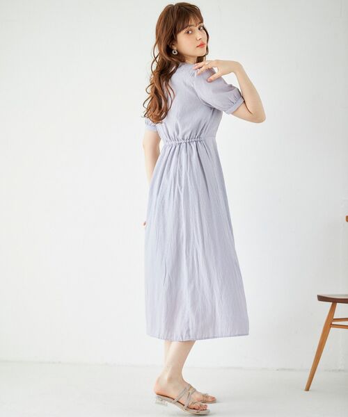 MAJESTIC LEGON(マジェスティックレゴン)の「シークレットフラワーワンピース(ワンピース・レディース・グレー系その他/グリーン系その他/パープル系その他2・SMALL/MEDIUM)」の8枚目の写真