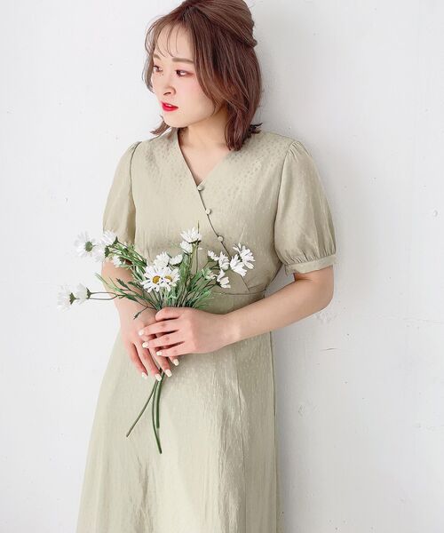 MAJESTIC LEGON(マジェスティックレゴン)の「シークレットフラワーワンピース(ワンピース・レディース・グレー系その他/グリーン系その他/パープル系その他2・SMALL/MEDIUM)」の15枚目の写真