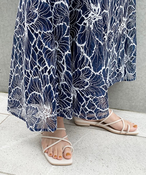 natural couture（ナチュラルクチュール）の「NEW細ヒモヌーディ―サンダル（サンダル・レディース・アイボリー/ブラック/ベージュ・SMALL/MEDIUM/LARGE）」の4枚目の写真