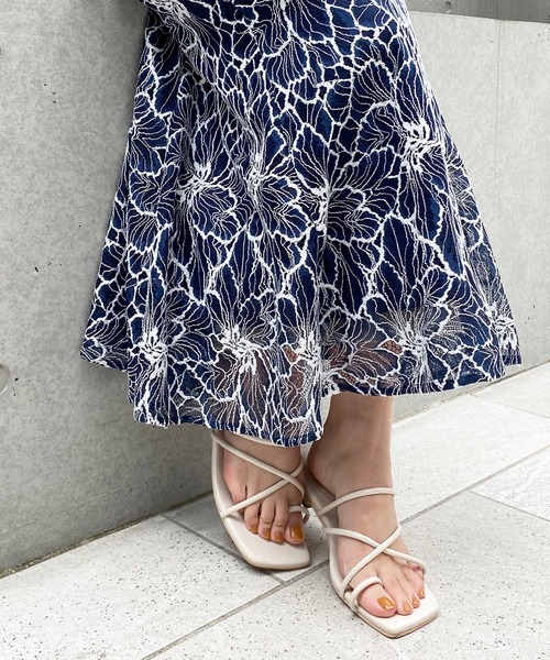 natural couture（ナチュラルクチュール）の「NEW細ヒモヌーディ―サンダル（サンダル・レディース・アイボリー/ブラック/ベージュ・SMALL/MEDIUM/LARGE）」の5枚目の写真