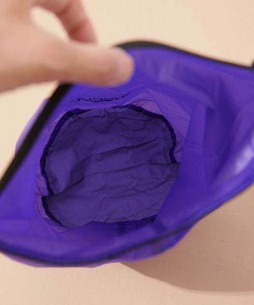 Speedo（スピード）の「speedo/ウオータープルーフ ポーチバッグ（エコバッグ/サブバッグ・レディース・ブラック/イエロー・FREE）」の18枚目の写真