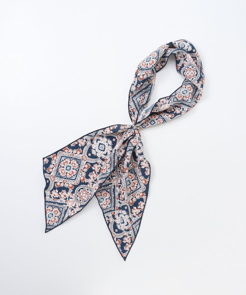 Honeys（ハニーズ）の「リング付スカーフ（バンダナ/スカーフ・レディース・ブルー系その他/ホワイト×ブラック/ブルー系その他2/チャコールグレー×ブラック・FREE）」の11枚目の写真