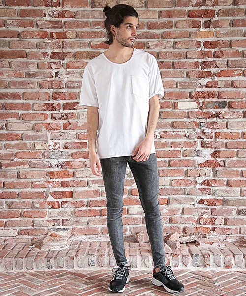 RATTLE TRAP（ラトルトラップ）の「UネックカットオフTシャツ（Tシャツ/カットソー・メンズ・ブラック/ホワイト・LL/L/M）」の3枚目の写真