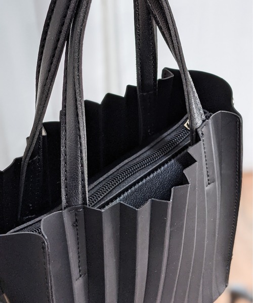 Per sist ence（パーシエンス）の「Per sist ence/パーシエンス　シアープリーツ2WAYトート（トートバッグ・レディース・ホワイト/ブラック/ピンク/ミント・FREE）」の21枚目の写真