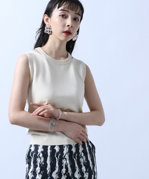 HARE(ハレ)の「ネックスリットニットトップス(HARE)(ニット 高品質お手頃価格 sayuri様❤️⭐️D121⭐️ EMODA ♥ ボトルネック スリット ニット ニット/セーター