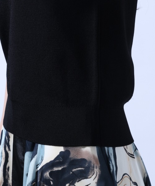 HARE（ハレ）の「ネックスリットニットトップス(HARE)（ニット/セーター・レディース・ブラック/ベージュ/グリーン・FREE）」の11枚目の写真