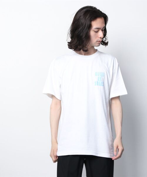 DOUBLE STEAL（ダブルスティール）の「SHADOW FONT LOGO 半袖Tシャツ（Tシャツ/カットソー・メンズ・ホワイト/ブラック/ライトベージュ・MEDIUM/LARGE/X-LARGE/XX-LARGE）」の6枚目の写真