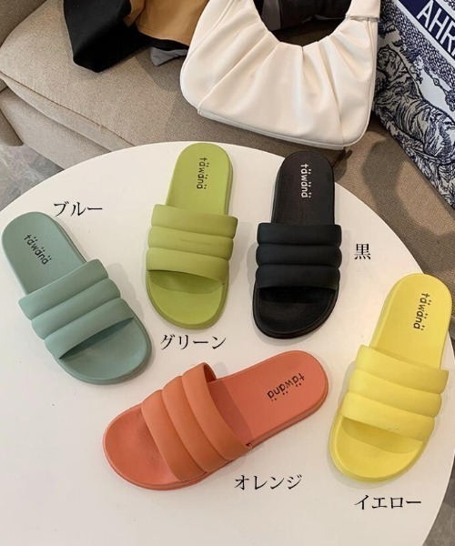 SFW(エスエフダブリュー)の「PVC素材で洗える!すぐ乾く! ぷくぷくサンダル(サンダル・レディース・ブラック/イエロー/オレンジ/ブルー/グリーン・37/39/41)」の13枚目の写真