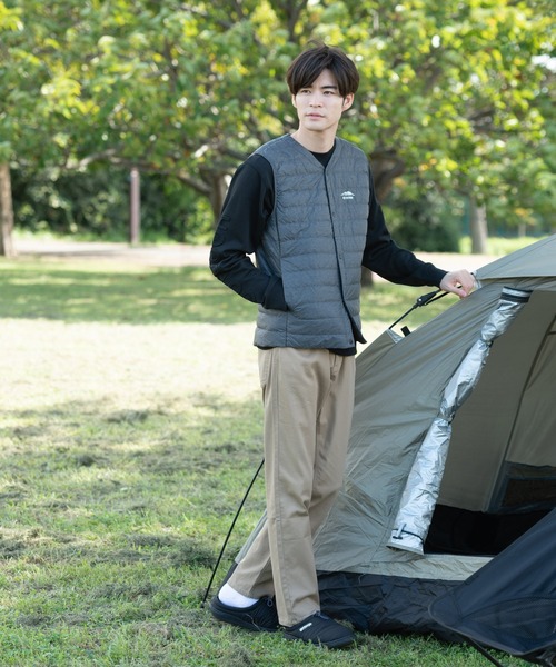 OUTDOOR PRODUCTS（アウトドアプロダクツ）の「【OUTDOOR PRODUCTS/アウトドアプロダクツ】軽量ダウン インナーベスト 撥水透湿防風ポケッタブル（パッカブル）700フィルパワー　ユニセックス（ダウンベスト・メンズ・ブラック/チャコールグレー/オリーブ・XX-LARGE/LARGE/X-LARGE/MEDIUM）」の11枚目の写真