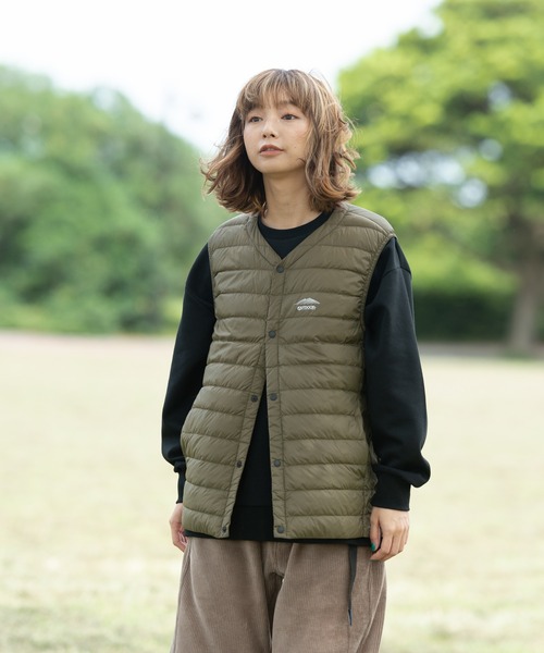 OUTDOOR PRODUCTS（アウトドアプロダクツ）の「【OUTDOOR PRODUCTS/アウトドアプロダクツ】軽量ダウン インナーベスト 撥水透湿防風ポケッタブル（パッカブル）700フィルパワー　ユニセックス（ダウンベスト・メンズ・ブラック/チャコールグレー/オリーブ・XX-LARGE/LARGE/X-LARGE/MEDIUM）」の18枚目の写真