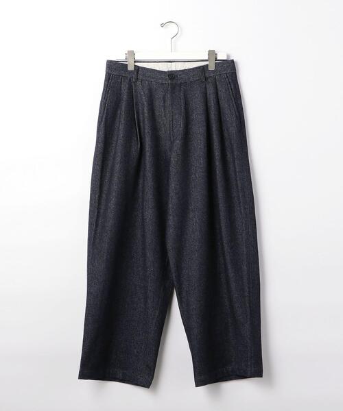 BRACTMENT(ブラクトメント)の「<BRACTMENT(ブラクトメント)>CWNY デニム ワイド 2プリーツ パンツ(デニムパンツ・メンズ・ネイビー/ライトグレー・36/38/40)」の1枚目の写真