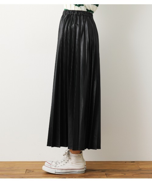 RODEO CROWNS WIDE BOWL（ロデオクラウンズワイドボウル）の「Fレザープリーツスカート（スカート・レディース・ブラウン/ブラック・FREE）」の6枚目の写真