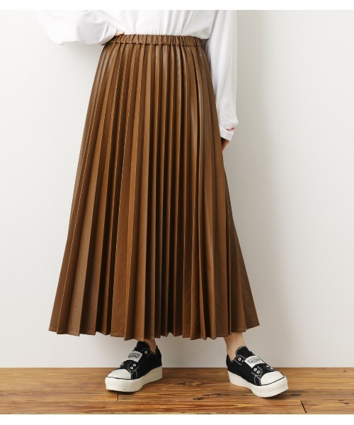 RODEO CROWNS WIDE BOWL（ロデオクラウンズワイドボウル）の「Fレザープリーツスカート（スカート・レディース・ブラウン/ブラック・FREE）」の19枚目の写真