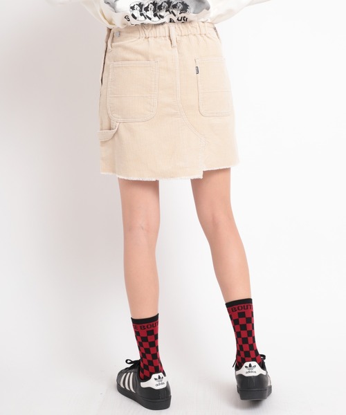 RNA（アールエヌエー）の「G1021 リメイク風コーデュロイミニスカート（スカート・レディース・オフホワイト/ミント/ブラウン・MEDIUM）」の12枚目の写真