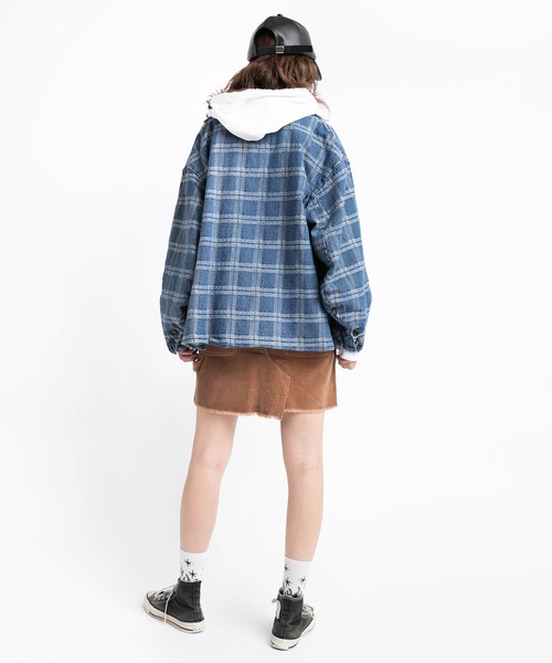 RNA（アールエヌエー）の「G1021 リメイク風コーデュロイミニスカート（スカート・レディース・オフホワイト/ミント/ブラウン・MEDIUM）」の4枚目の写真