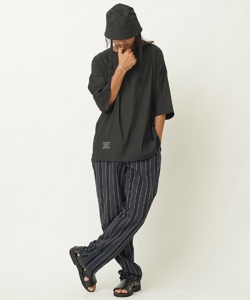 EGO TRIPPING(エゴトリッピング)の「mp9570- JOKER STRIPES TOURSERS トラウザーパンツ(その他パンツ・メンズ・ブラック×ブルー/オレンジ系その他・29/31/33)」の7枚目の写真