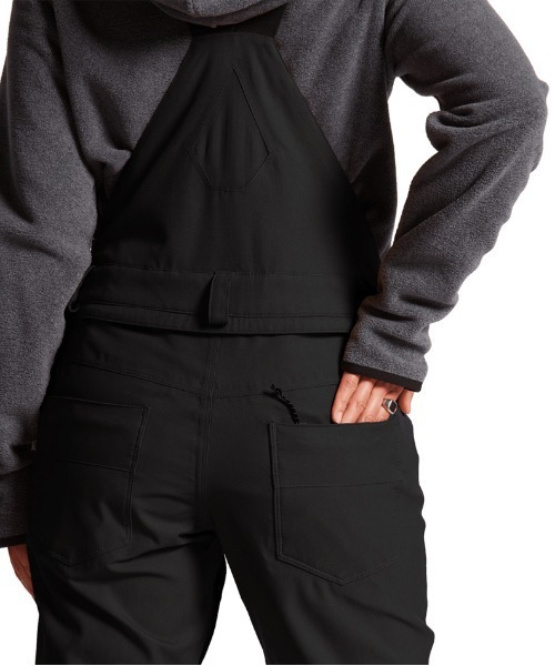 VOLCOM（ボルコム）の「SWIFT BIB OVERALL（サロペット/オーバーオール・レディース・ブラウン系/ブラック・SMALL/MEDIUM）」の8枚目の写真