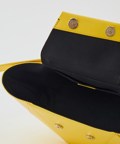 UNITED TOKYO(ユナイテッドトウキョウ)の「FRACTALミドルハンドルバッグ(ハンドバッグ・レディース・ブラック/イエロー・FREE)」の11枚目の写真