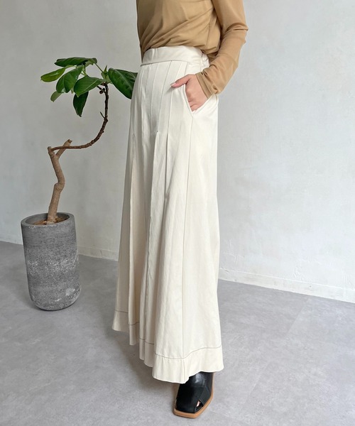 CAPRICIEUX LE'MAGE（カプリシューレマージュ）の「【AgAwd/アガウド】ステッチタックスカート（スカート・レディース・ホワイト/ブラック・FREE）」の17枚目の写真