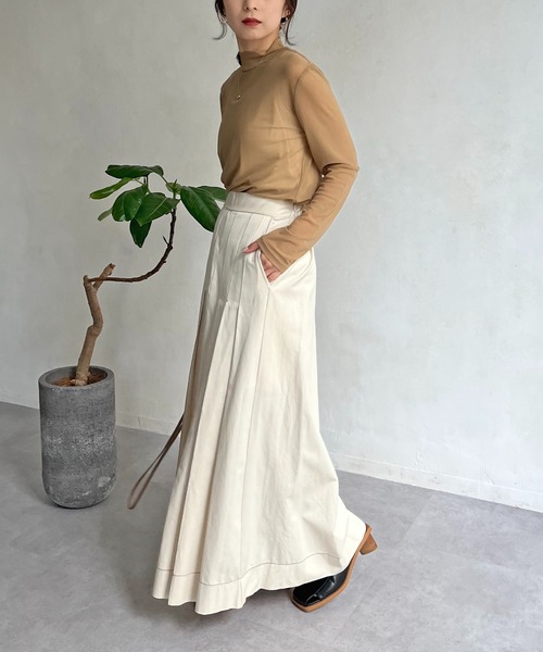 CAPRICIEUX LE'MAGE（カプリシューレマージュ）の「【AgAwd/アガウド】ステッチタックスカート（スカート・レディース・ホワイト/ブラック・FREE）」の10枚目の写真