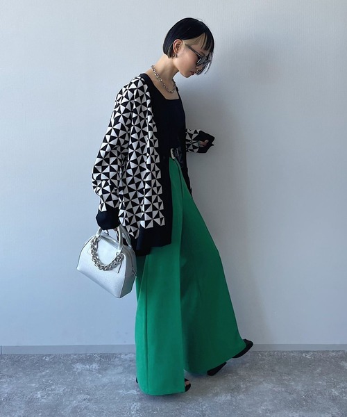 PAGEBOY（ページボーイ）の「アソートVネックBIGカーディガン（カーディガン/ボレロ・レディース・グリーン/ホワイト系その他/ブラック/オフホワイト・FREE）」の8枚目の写真