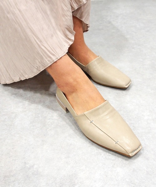 セール スクエアトゥフラットシューズ パンプス スクエアトゥフラットシューズ Apres アプレ のパンプス Apres アプレ のファッション 撥水 パンプス