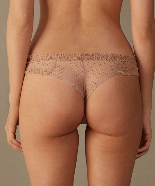 Intimissimi（インティミッシミ）の「Little Pleasures ブラジリアンパンティ（ショーツ・レディース・ベージュ×ブラック/ホワイト×ブラック・L/M/S）」の10枚目の写真