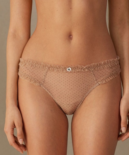 Intimissimi（インティミッシミ）の「Little Pleasures ブラジリアンパンティ（ショーツ・レディース・ベージュ×ブラック/ホワイト×ブラック・L/M/S）」の8枚目の写真