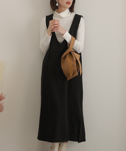 ElegChic(エレグシック)の「裏起毛Vネックカットワンピース(ワンピース・レディース・ライトカーキ/杢グレー/ブラック・L/4L/XXL)」の2枚目の写真