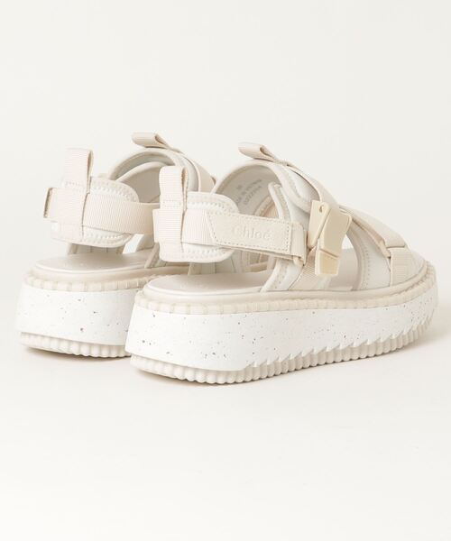 Chloe(クロエ)の「LILLI /フラットサンダル FLAT SANDAL(サンダル・レディース・ホワイト・35/36/37/38)」の7枚目の写真