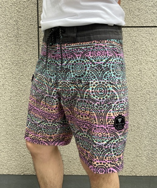 VISSLA(ヴィスラ)の「VISSLA/ヴィスラ ボードショーツ/トランクス/水着 M108XCUR(水着・メンズ・ブラック/ブルー・32inch/30inch)」の19枚目の写真