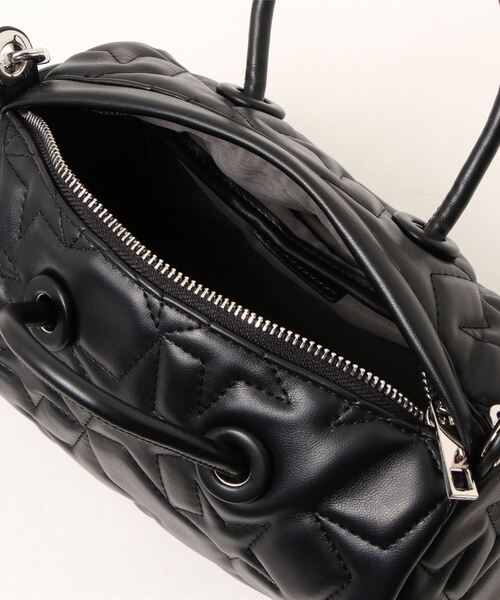 Casselini（キャセリーニ）の「キルティングドラムバッグ（ドラムバッグ・レディース・ブラック/シルバー・ONE SIZE）」の5枚目の写真