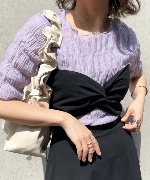 archives（アルシーヴ）の「シャーリング楊柳プルオーバー（Tシャツ/カットソー・レディース・ブラック/パープル/イエロー/アイボリー/ピンク/グリーン/オフホワイト/ベージュ・MEDIUM）」の6枚目の写真