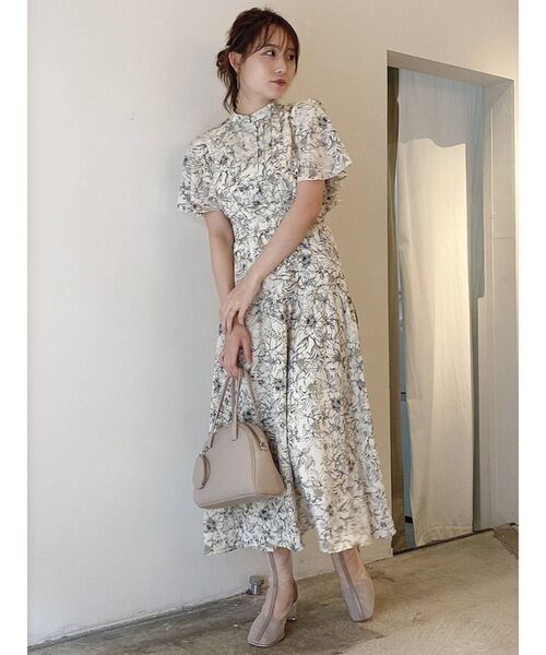 dazzlin(ダズリン)の「バックリボンプリントワンピース(ワンピース・レディース・オフホワイト/ブラック/イエロー/グリーン・FREE)」の15枚目の写真