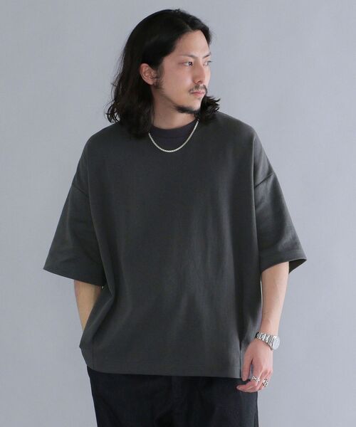 SHIPS(シップス)の「*SHIPS: ビッグシルエット スムース タック Tシャツ(Tシャツ/カットソー・メンズ・ホワイト/ベージュ/ダークグレー/ラベンダー・SMALL/MEDIUM/LARGE)」の3枚目の写真