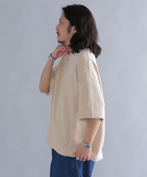 SHIPS(シップス)の「*SHIPS: ビッグシルエット スムース タック Tシャツ(Tシャツ/カットソー・メンズ・ホワイト/ベージュ/ダークグレー/ラベンダー・SMALL/MEDIUM/LARGE)」の22枚目の写真