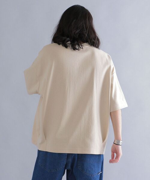 SHIPS(シップス)の「*SHIPS: ビッグシルエット スムース タック Tシャツ(Tシャツ/カットソー・メンズ・ホワイト/ベージュ/ダークグレー/ラベンダー・SMALL/MEDIUM/LARGE)」の21枚目の写真