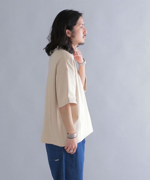 SHIPS(シップス)の「*SHIPS: ビッグシルエット スムース タック Tシャツ(Tシャツ/カットソー・メンズ・ホワイト/ベージュ/ダークグレー/ラベンダー・SMALL/MEDIUM/LARGE)」の20枚目の写真