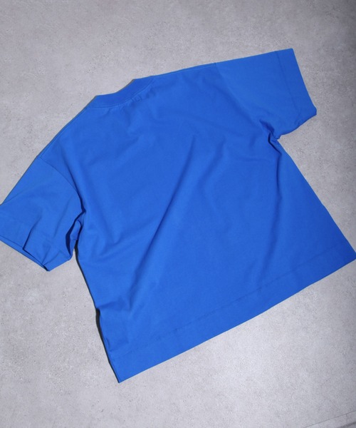 NILWAY(ニルウェイ)の「ビビットカラーベーシックプリント半袖ビッグTee(Tシャツ/カットソー・メンズ・ホワイト/ブラック/ブルー/グリーン/マスタード/グレイッシュベージュ・MEDIUM/LARGE)」の17枚目の写真