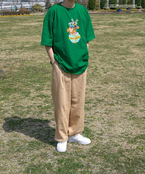 kutir（クティール）の「【LOONEY TUNESコラボ】バックポケット刺繍パンツ（チノパンツ・メンズ・ブラック/ベージュ/グリーン・SMALL/MEDIUM/LARGE）」の13枚目の写真