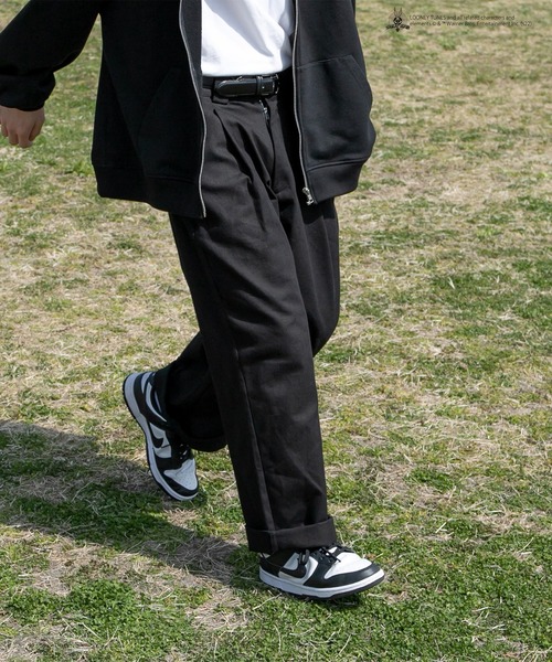 kutir（クティール）の「【LOONEY TUNESコラボ】バックポケット刺繍パンツ（チノパンツ・メンズ・ブラック/ベージュ/グリーン・SMALL/MEDIUM/LARGE）」の9枚目の写真