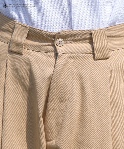kutir（クティール）の「【LOONEY TUNESコラボ】バックポケット刺繍パンツ（チノパンツ・メンズ・ブラック/ベージュ/グリーン・SMALL/MEDIUM/LARGE）」の20枚目の写真