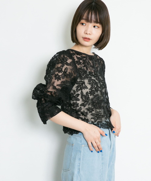 KBF（ケイビーエフ）の「オーガンジーフラワークロップドブラウス（シャツ/ブラウス・レディース・ホワイト系その他/ブラック系その他/グレー系その他・ONE）」の6枚目の写真