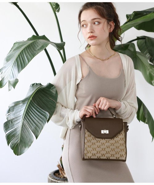 ANAP(アナップ)の「モノグラムショルダーバッグ(ショルダーバッグ・レディース・ベージュ・FREE)」の10枚目の写真